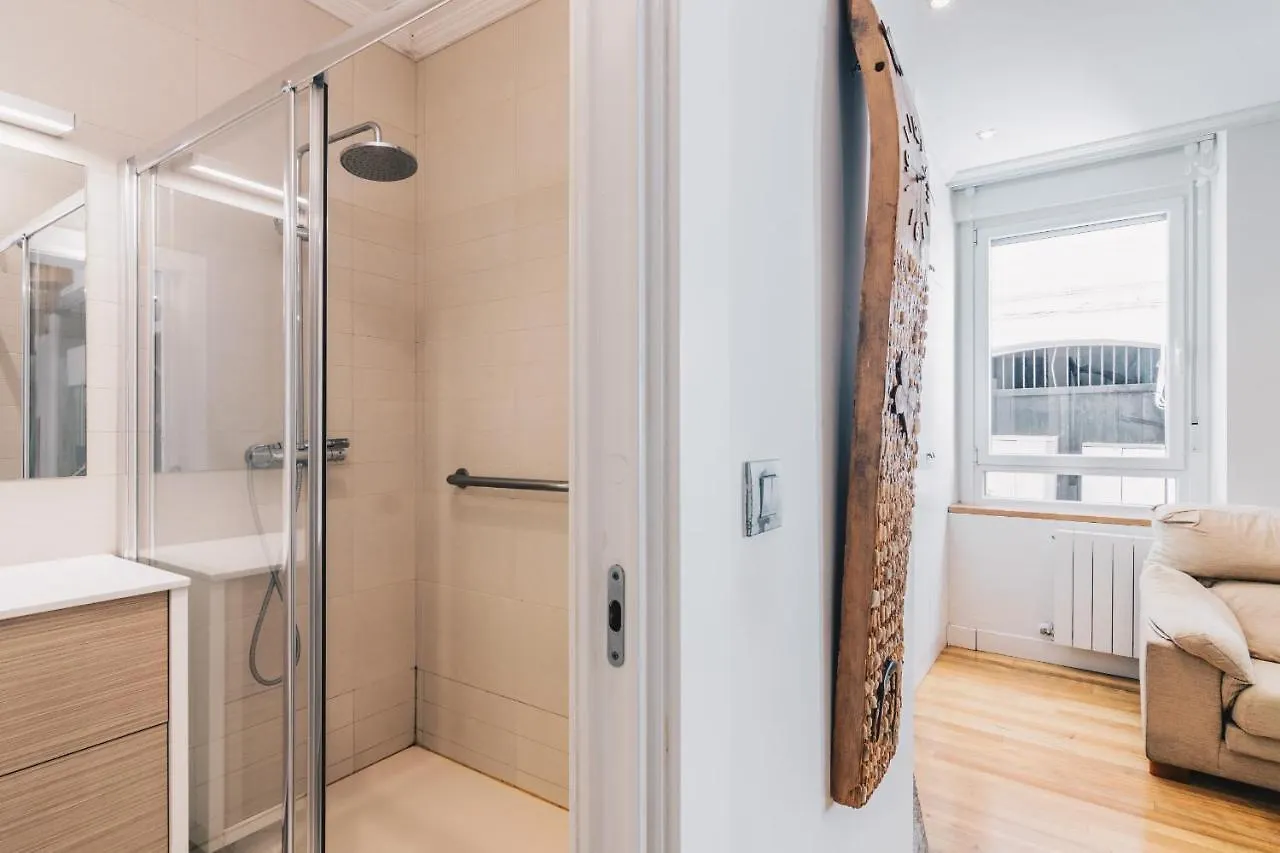 Nerbioi Apartment By People Rentals Bilbao 0*,